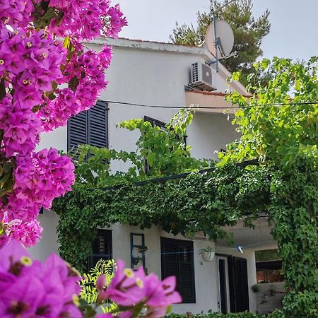 Apartments Markotic Клек Екстер'єр фото